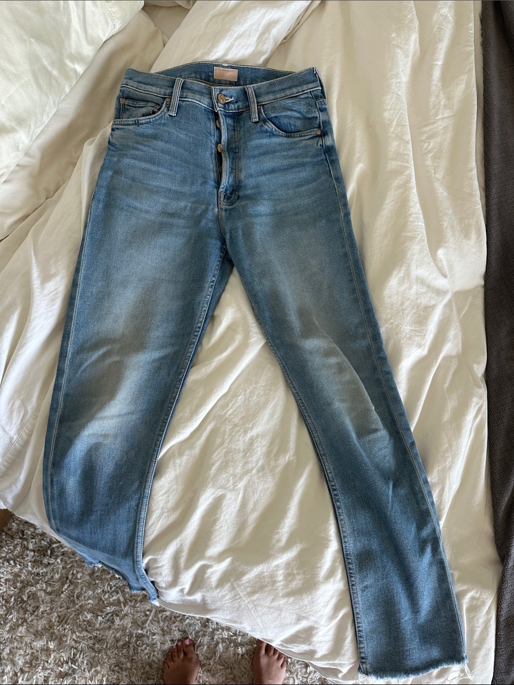 Mother jeans. Classic Women's Blue Denim Jeans - Casual Everyday Fit